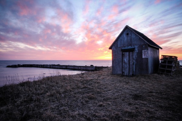 The old shack by Roman Buchhofer